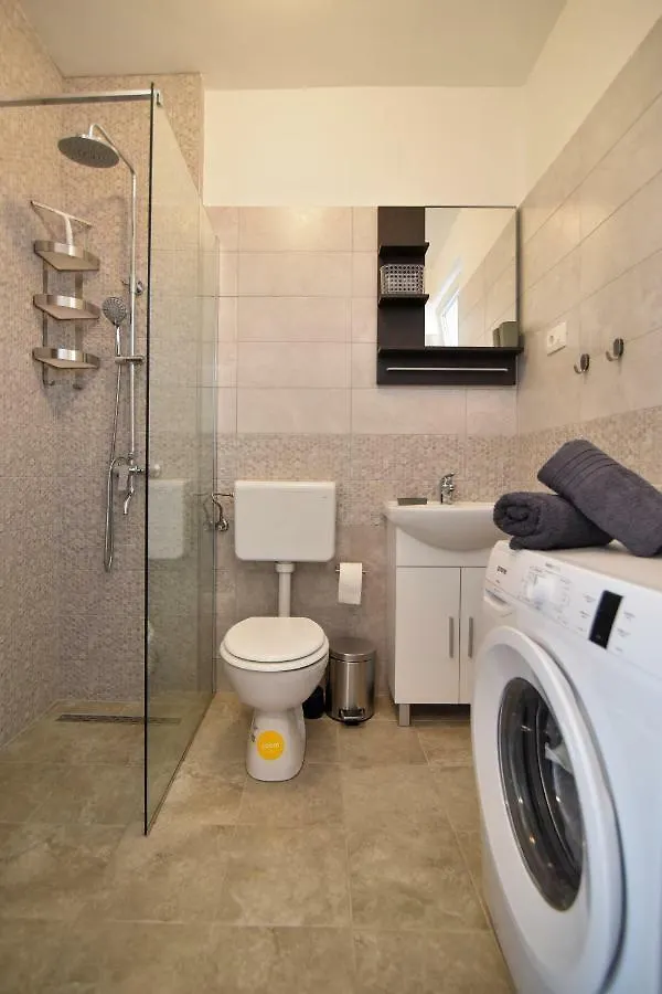 Barbarossa Apartamento Zadar 0*,